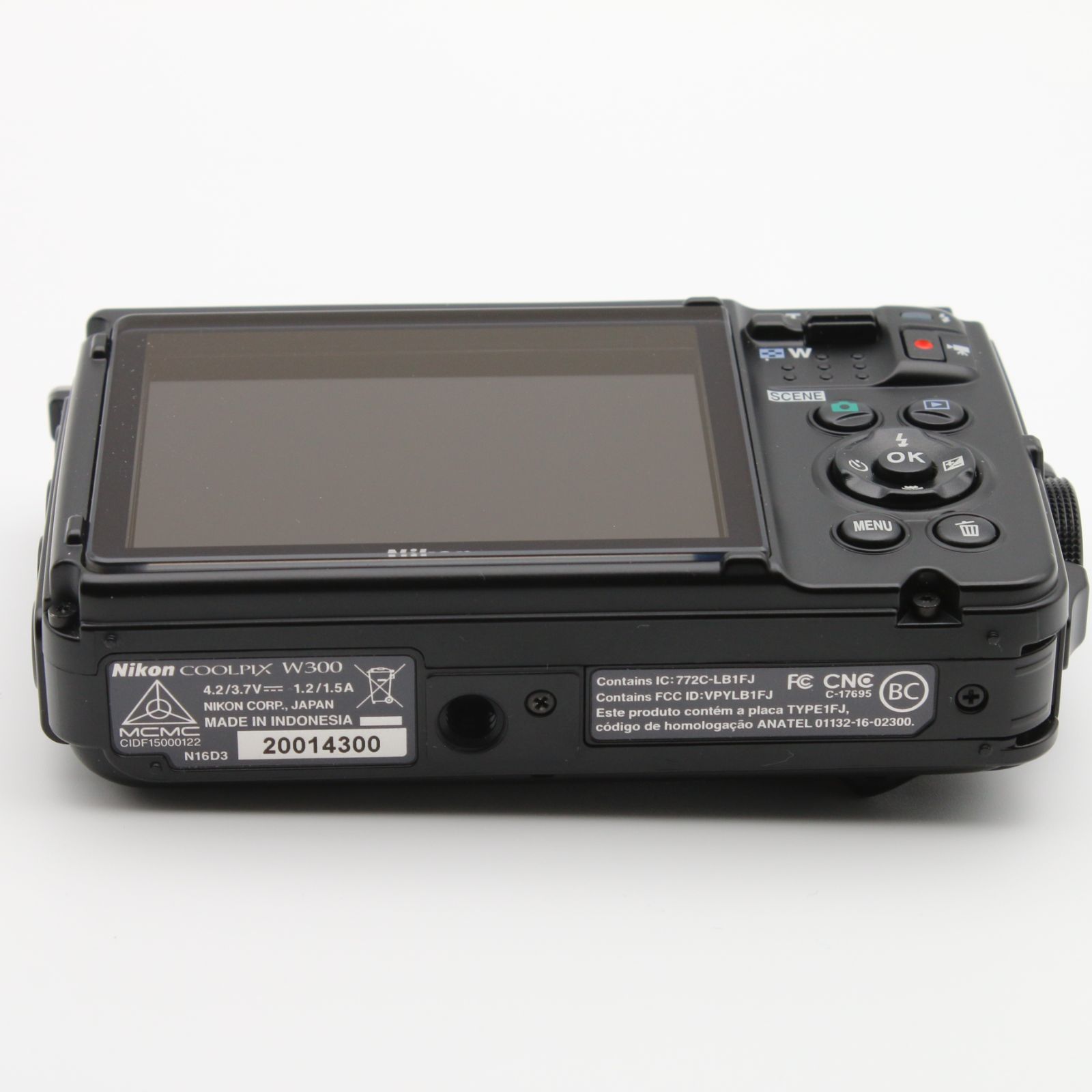 極上品】 Nikon COOLPIX W300 ブラック 防水 1605万画素 耐寒 防塵