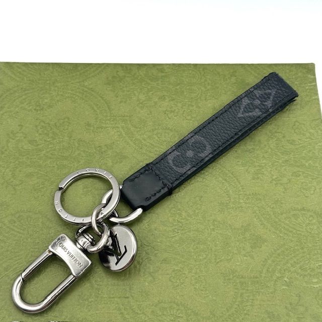 ルイヴィトン ドラゴンヌ LV エクリプス モノ キーリング 1-31-16