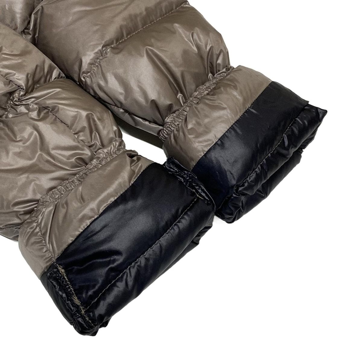 MONCLER(モンクレール) ダウンコート サイズ0 XS レディース SUYEN 