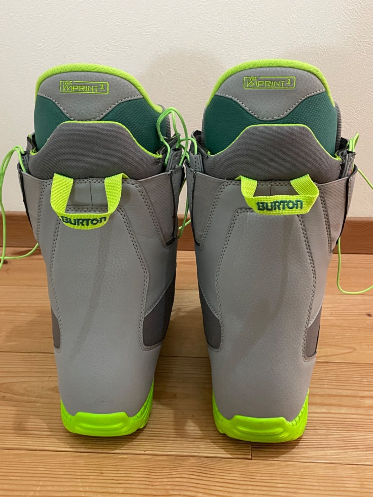 極美品 使用僅か Burton バートン MOTO ASIAN-FIT 27.5cm スノーボード