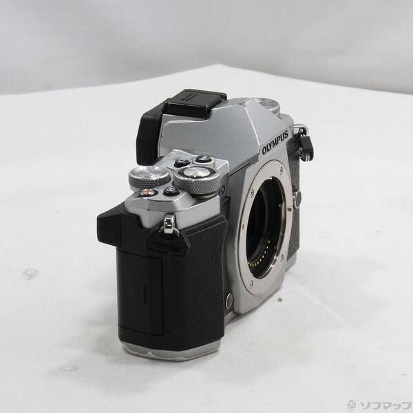 中古品〕 OM-D E-M5 MarkII ボディ シルバー【262】 - メルカリ
