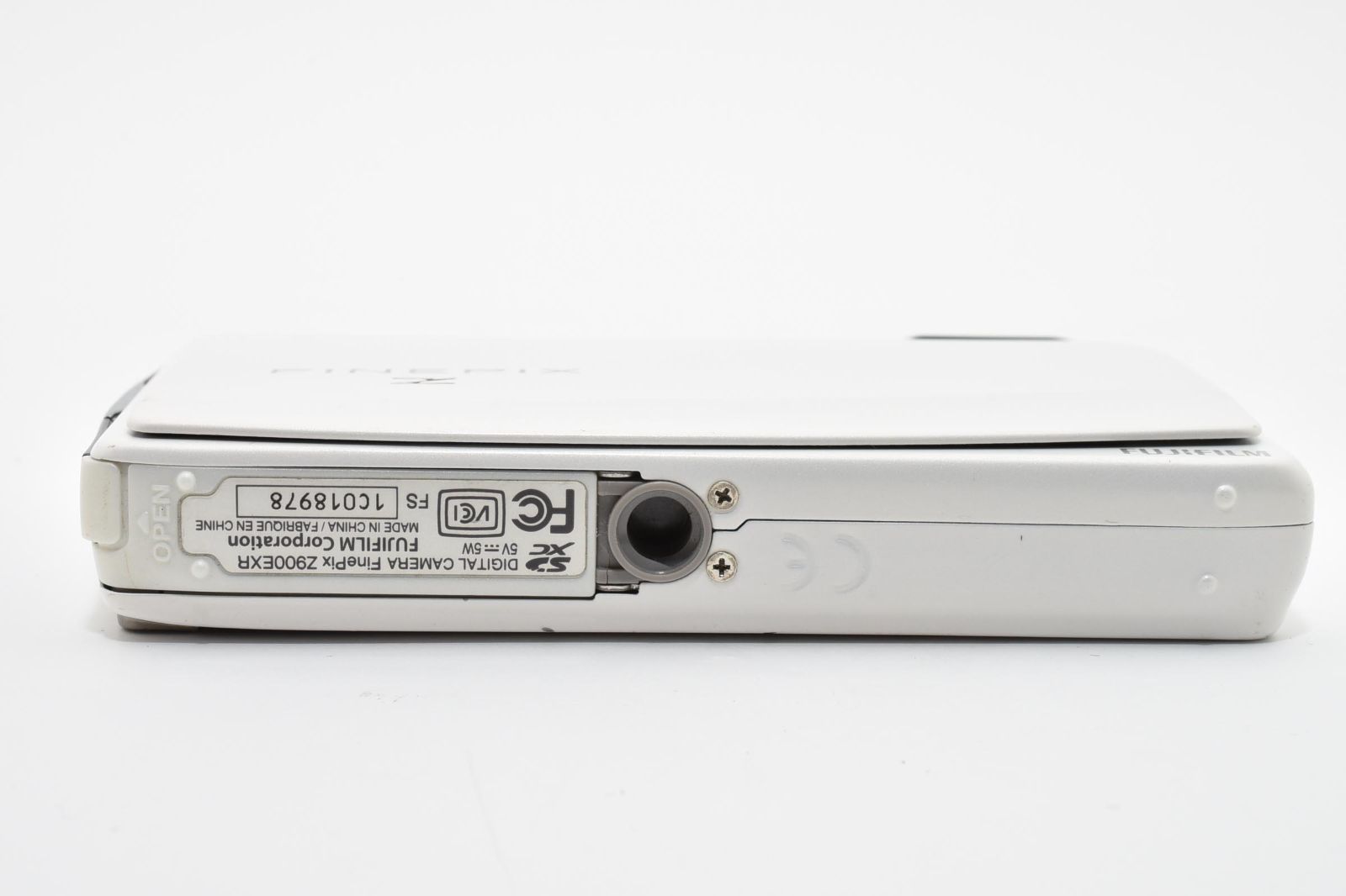 ☆良品☆フジフイルム FUJIFILM FinePix Z900EXR ホワイト☆ LL55#6404
