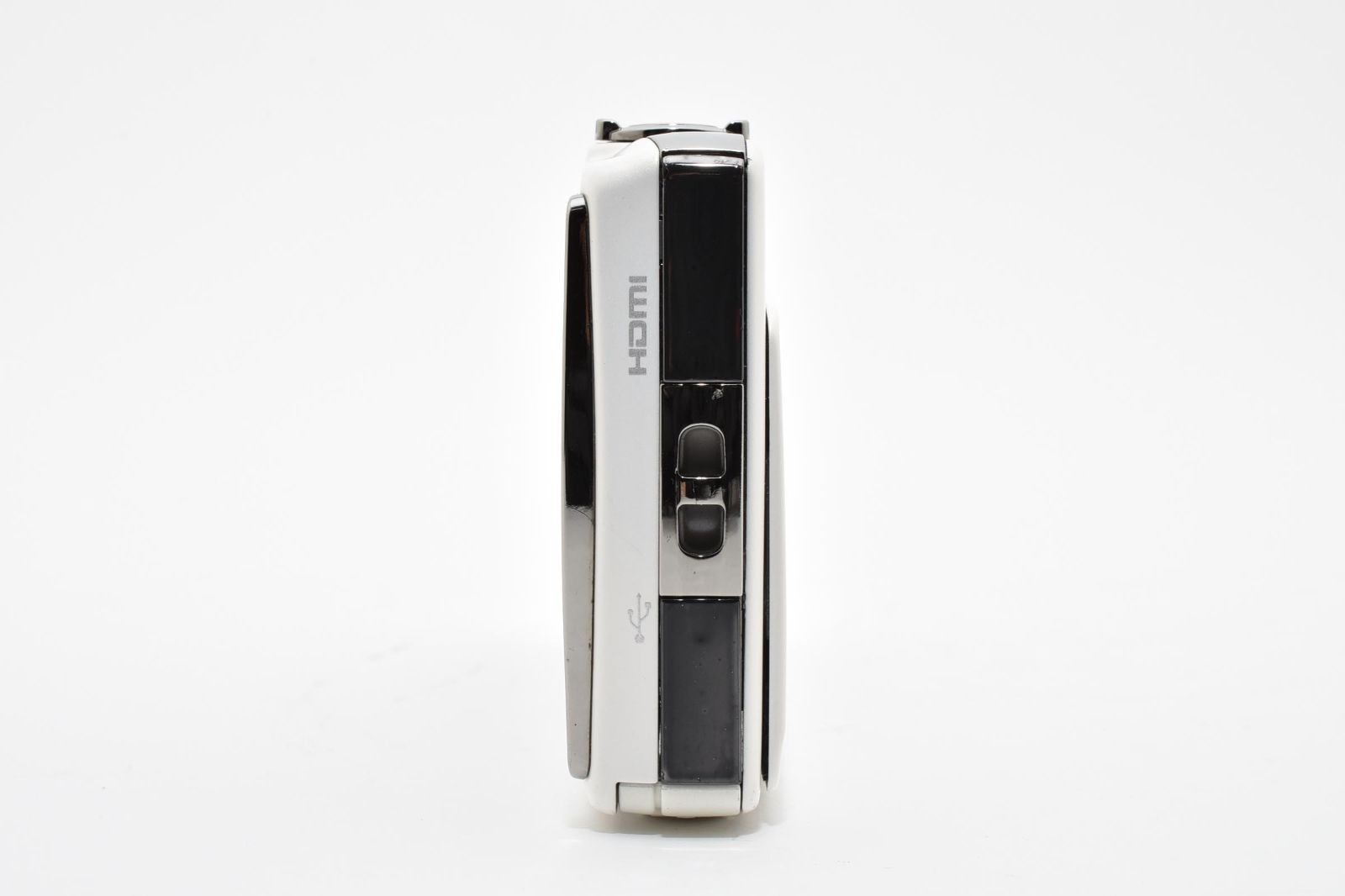 ☆良品☆フジフイルム FUJIFILM FinePix Z900EXR ホワイト☆ LL55#6404