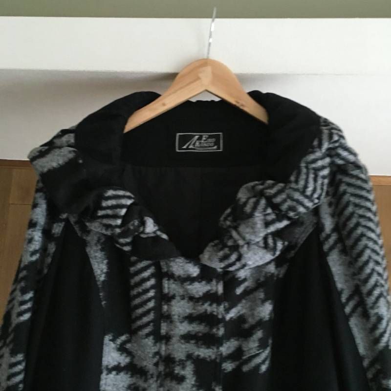 美品 エイココンドウEIKO KONDO ロング コート42 - メルカリ