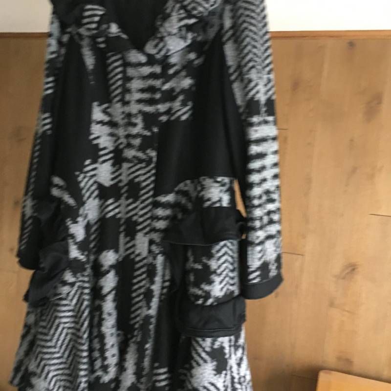 美品 エイココンドウEIKO KONDO ロング コート42 - メルカリ