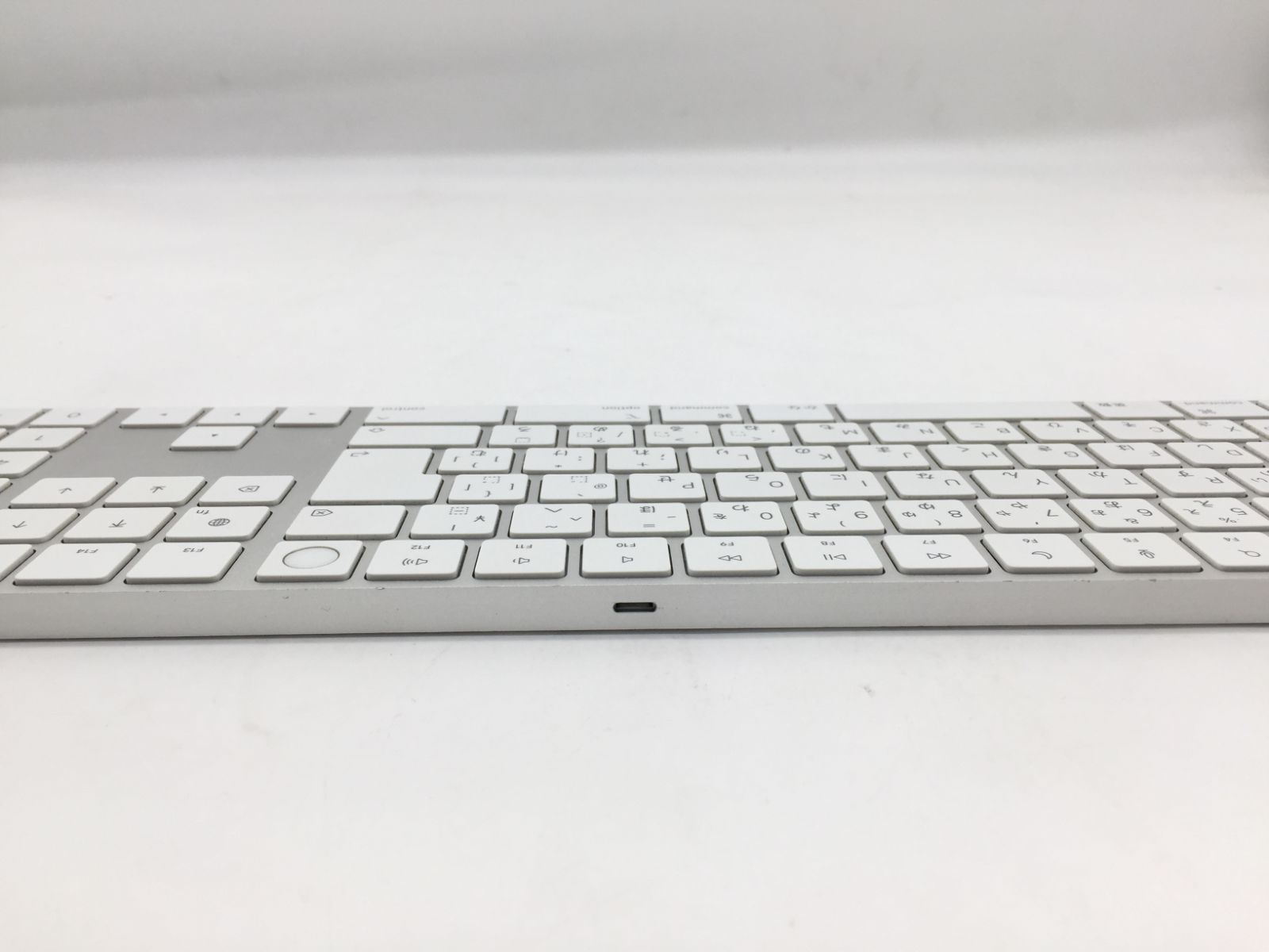Apple Touch ID搭載 Magic Keyboard A2520 テンキー付き 日本語 動作品