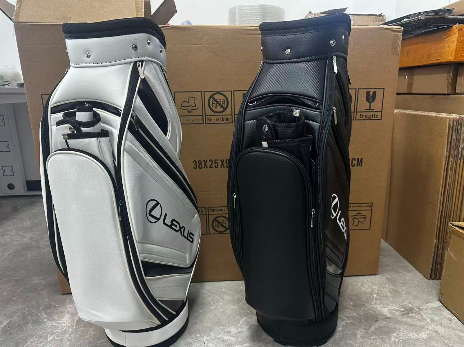 ◆ レクサス LEXUS スタンド キャディバッグ ゴルフバッグ ブラック 黒 Lexus キャディバッグ ブラック迷彩