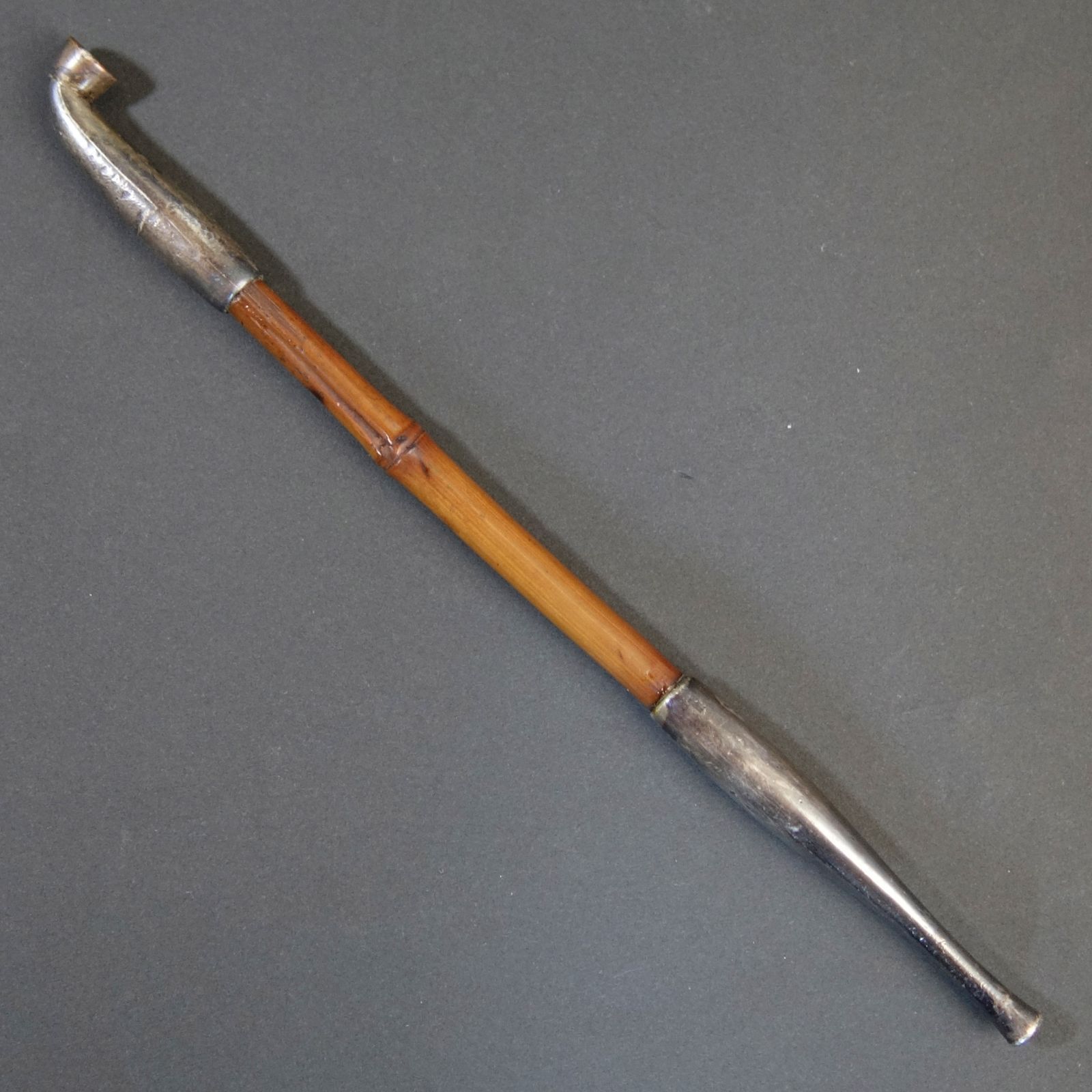 煙管 煙管筒 煙草入 【 煙管 純銀製 ／ 煙管筒 漆塗製 ／ 煙草入 革製