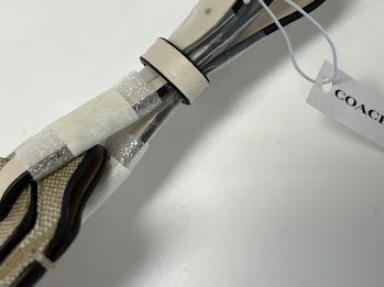 コーチ COACH ネームタグ シグネチャー ラゲッジタグ ライトカーキ