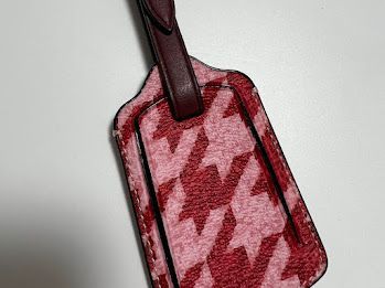 Coach コーチ ラゲッジタグ 千鳥格子柄 荷物タグ Luggage Tag ピンク