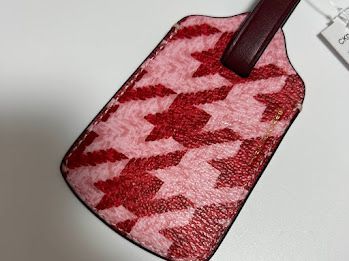 Coach コーチ ラゲッジタグ 千鳥格子柄 荷物タグ Luggage Tag ピンク