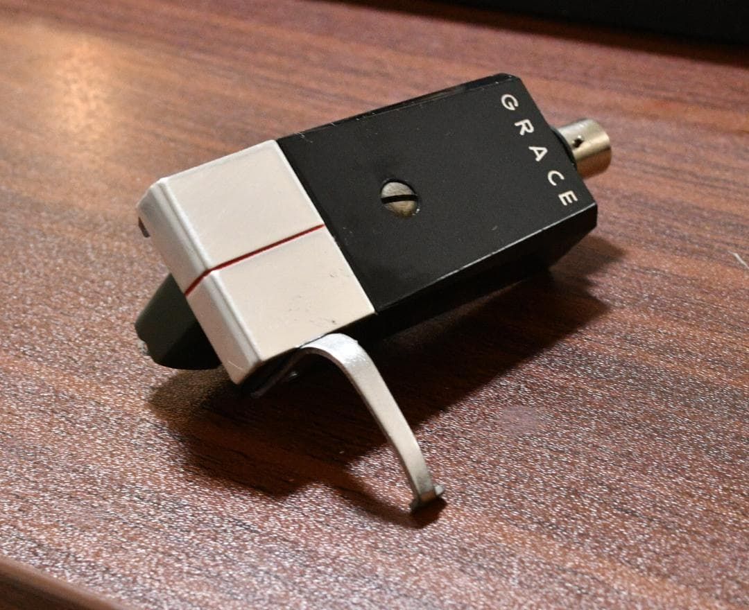 GRACE レコードカートリッジ ヘッドシェル付 60年代 GRACE F-6D MM カートリッジ 初期タイプヘッドシェル付き 新品