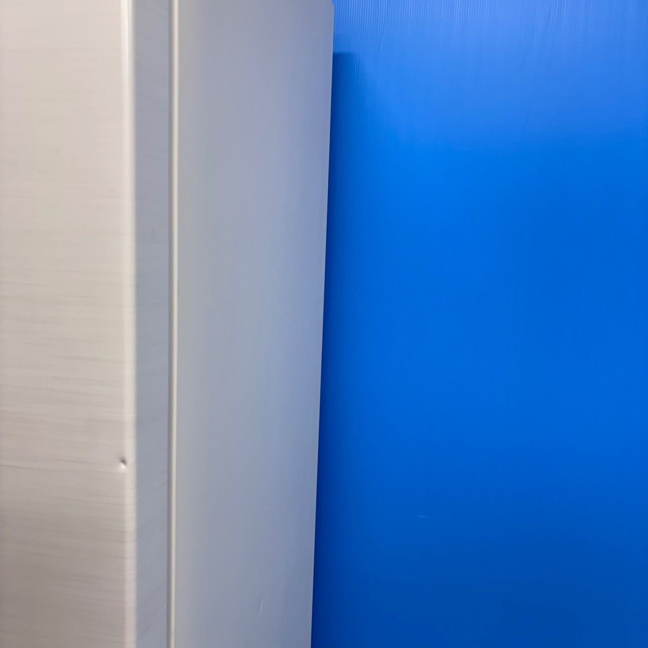 580 日立 大型冷蔵庫 300L強 小型 家庭用 自動製氷 右開き ホワイト