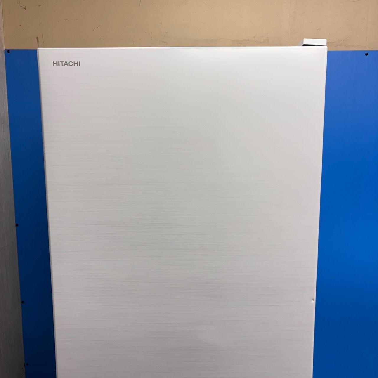 580 日立 大型冷蔵庫 300L強 小型 家庭用 自動製氷 右開き ホワイト