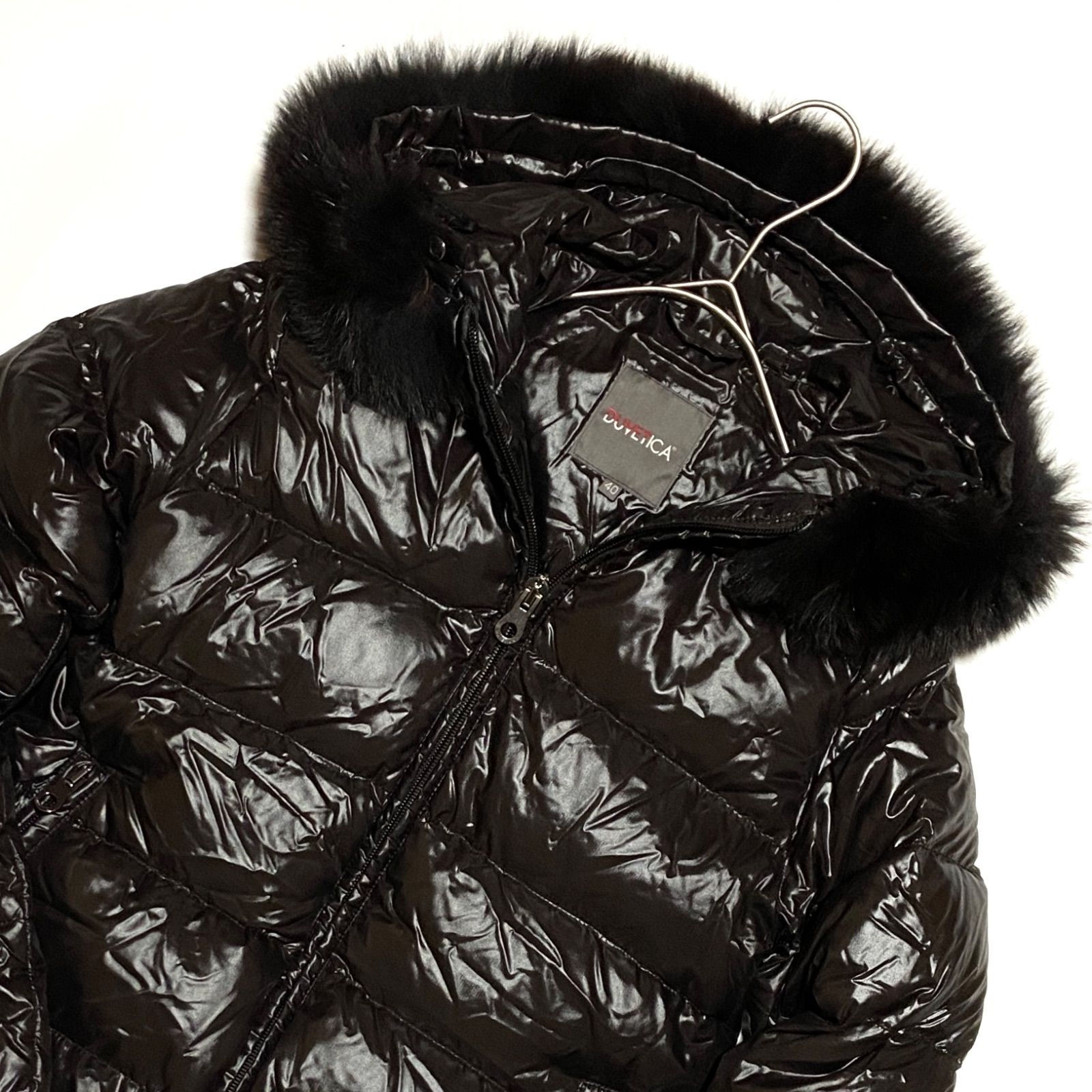 DUVETICA ファー付きダウン 定価12万 Y2K size42短丈 光沢 DUVETICA 短丈 ダウンジャケット ファー付き y2k 平成ギャル 光沢