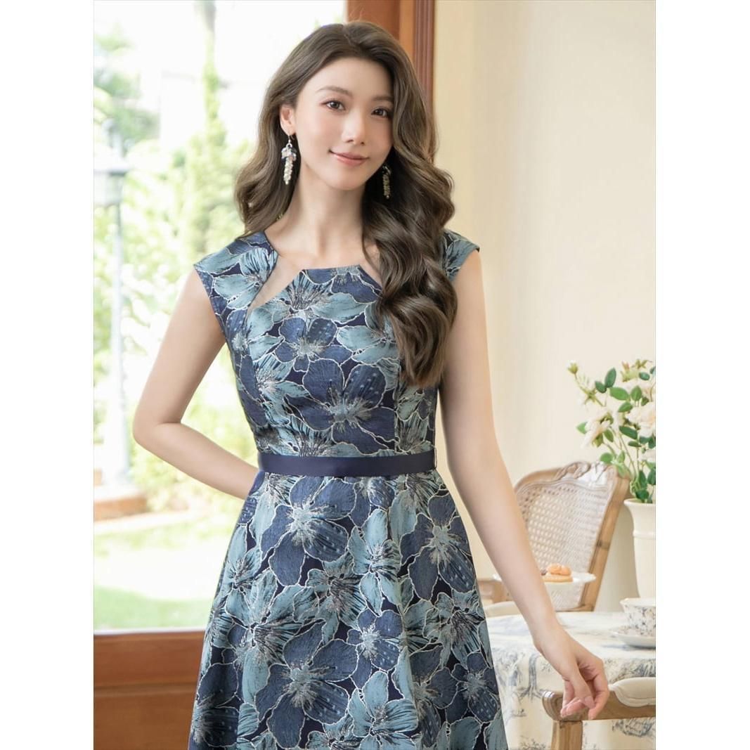 GINZA COUTURE / 銀座クチュール】フラワー刺繍 Aライン ミディアム