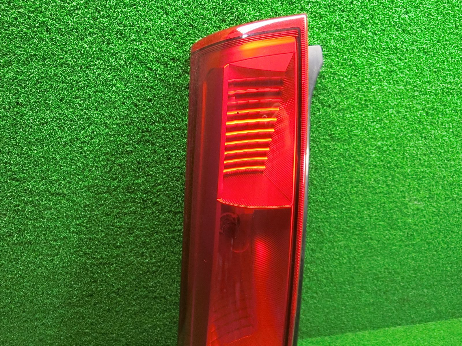 MK21S パレット スズキ テールランプ 左右セット TOKAIDENSO 35603 