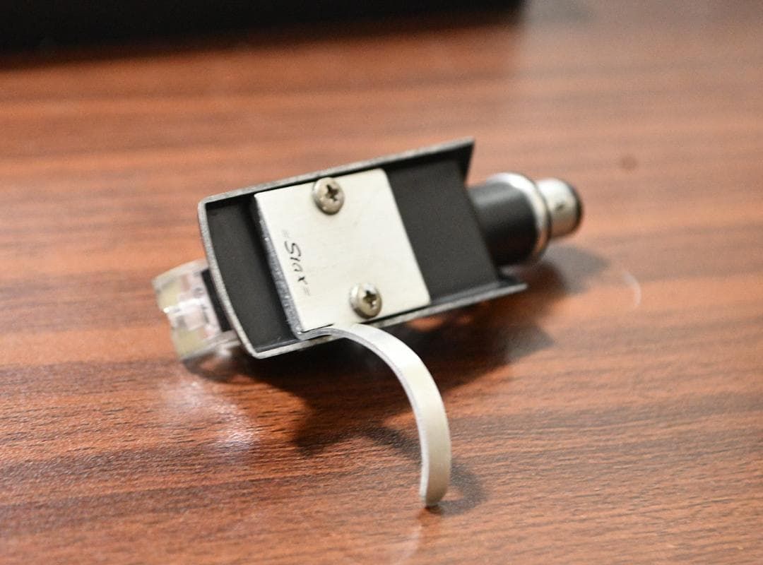 GRACE (MM型 F-8L) カートリッジ ヘッドシェル付き グレース F-8L – NHKと共同開発したMM型カートリッジの歴史的名機