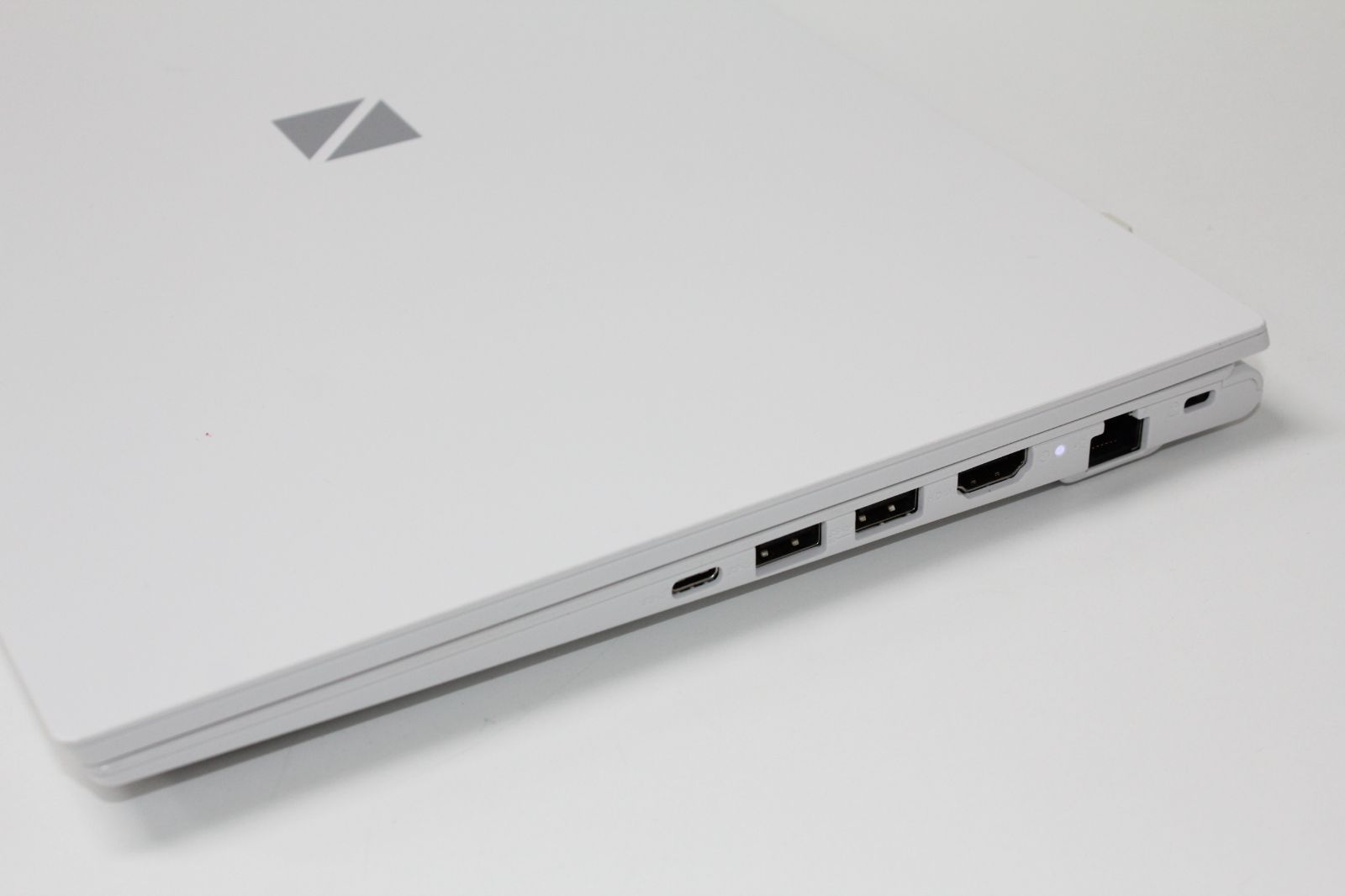 中古ノートPC】NEC〈LAVIE N1435/CAW〉Intel Core i3/SSD256GB/メモリ