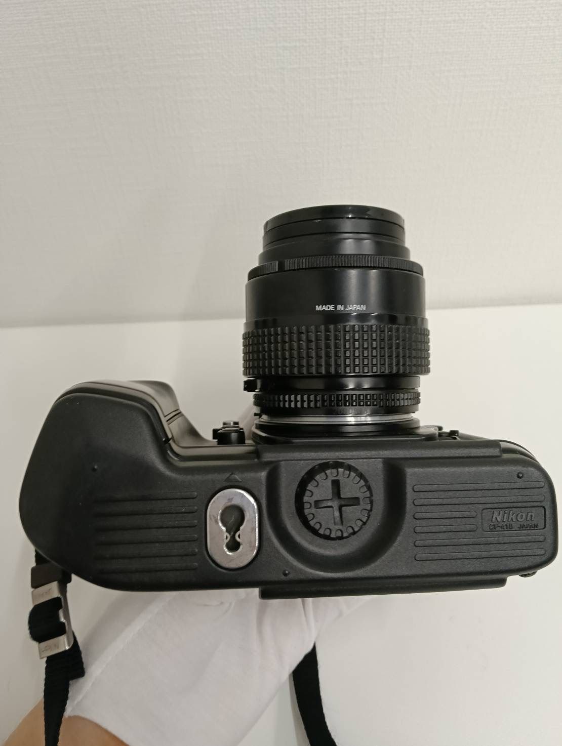 中古品】 Nikonニコン F4 フィルムカメラ 黒ブラック カメラ 現状品