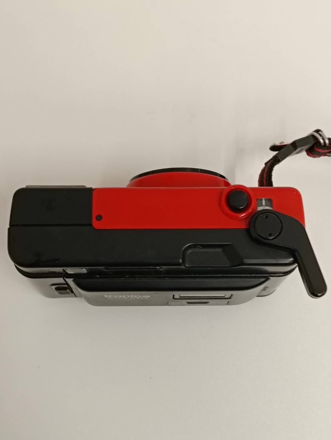 中古品】 KonicaコニカEFJ AUTO DATE フィルムカメラ 赤レッド カメラ
