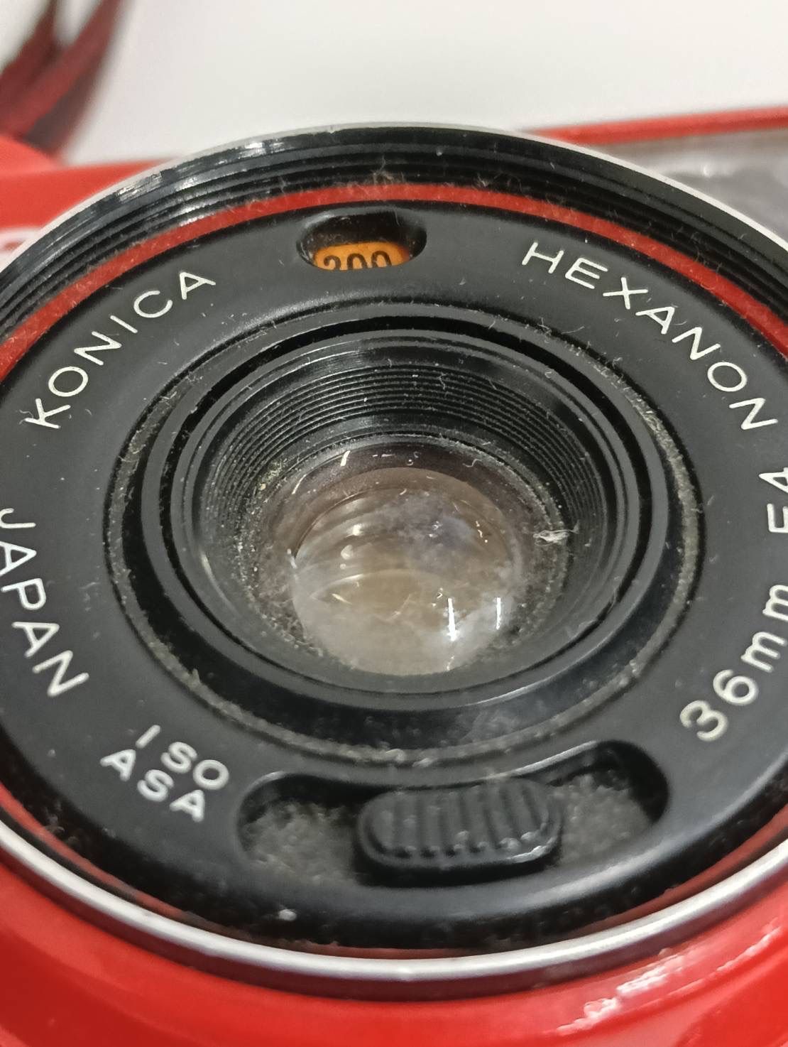 中古品】 KonicaコニカEFJ AUTO DATE フィルムカメラ 赤レッド カメラ