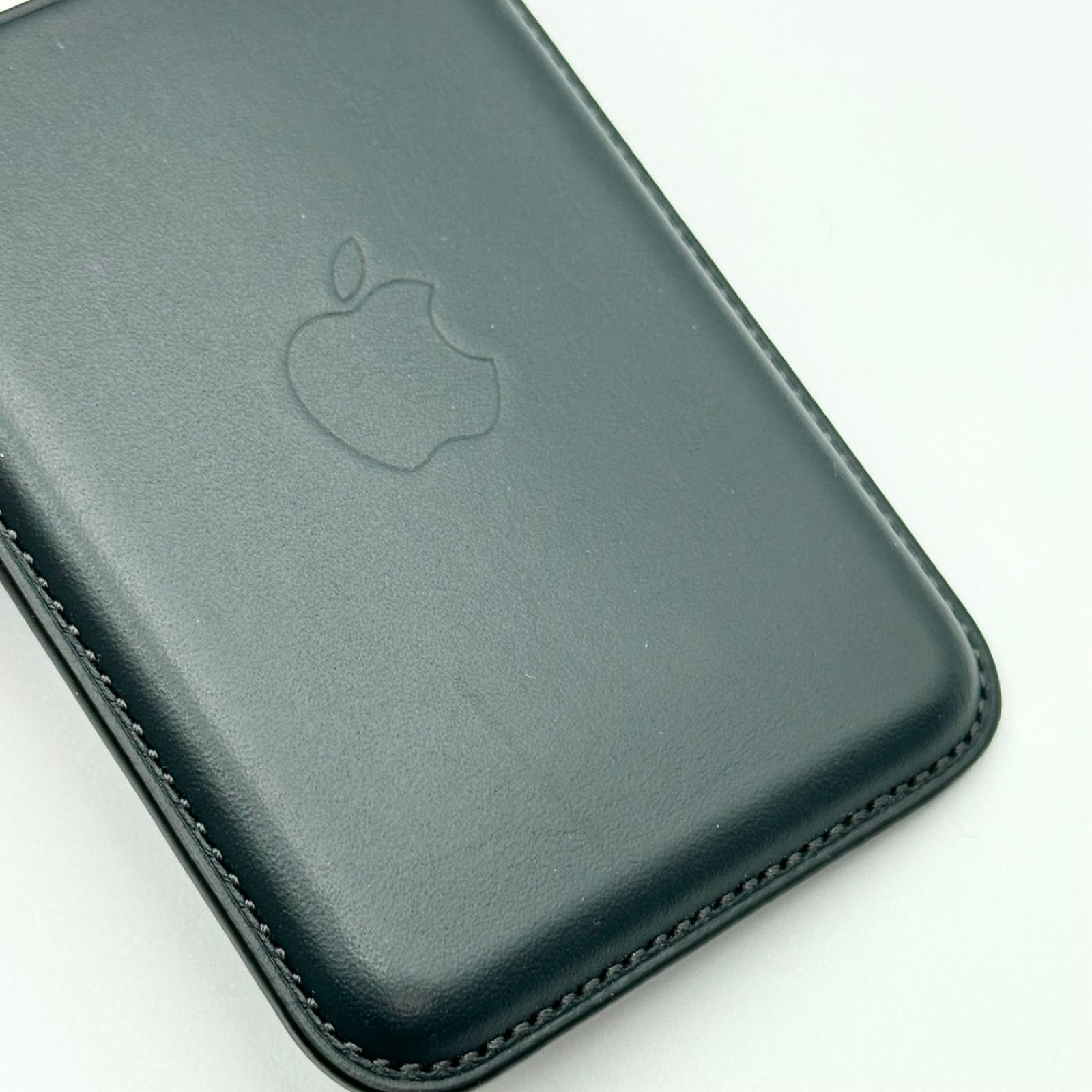 24時間以内発送・未使用に近い✨️】Apple 純正 MagSafe対応 iPhone