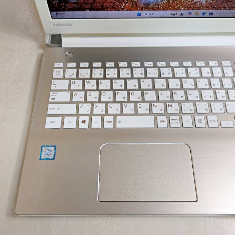 オフィス付き☆新品SSD/第7世代Corei3高性能/フルHD液晶☆初心者OK