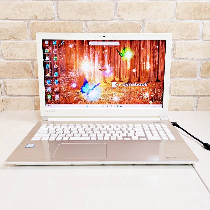 オフィス付き☆新品SSD/第7世代Corei3高性能/フルHD液晶☆初心者OK