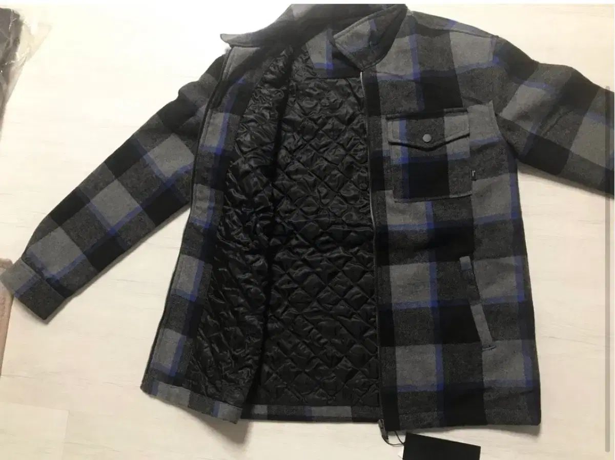新品 TBJ メンズ ダウン ジャケット アウター 95
