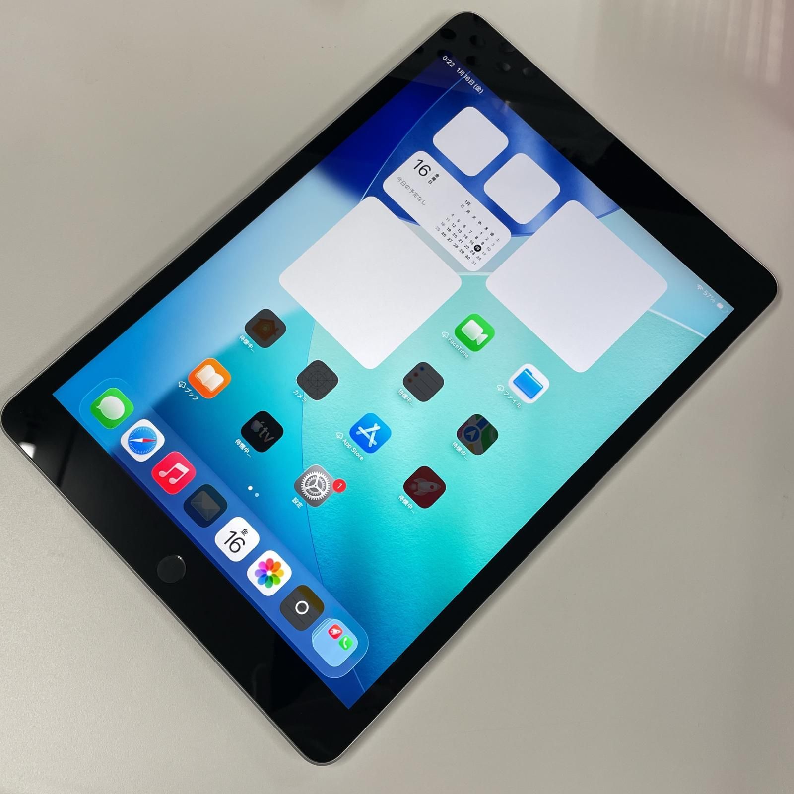 iPad 第9世代 64GB シルバー WiFi+Cellular - メルカリ