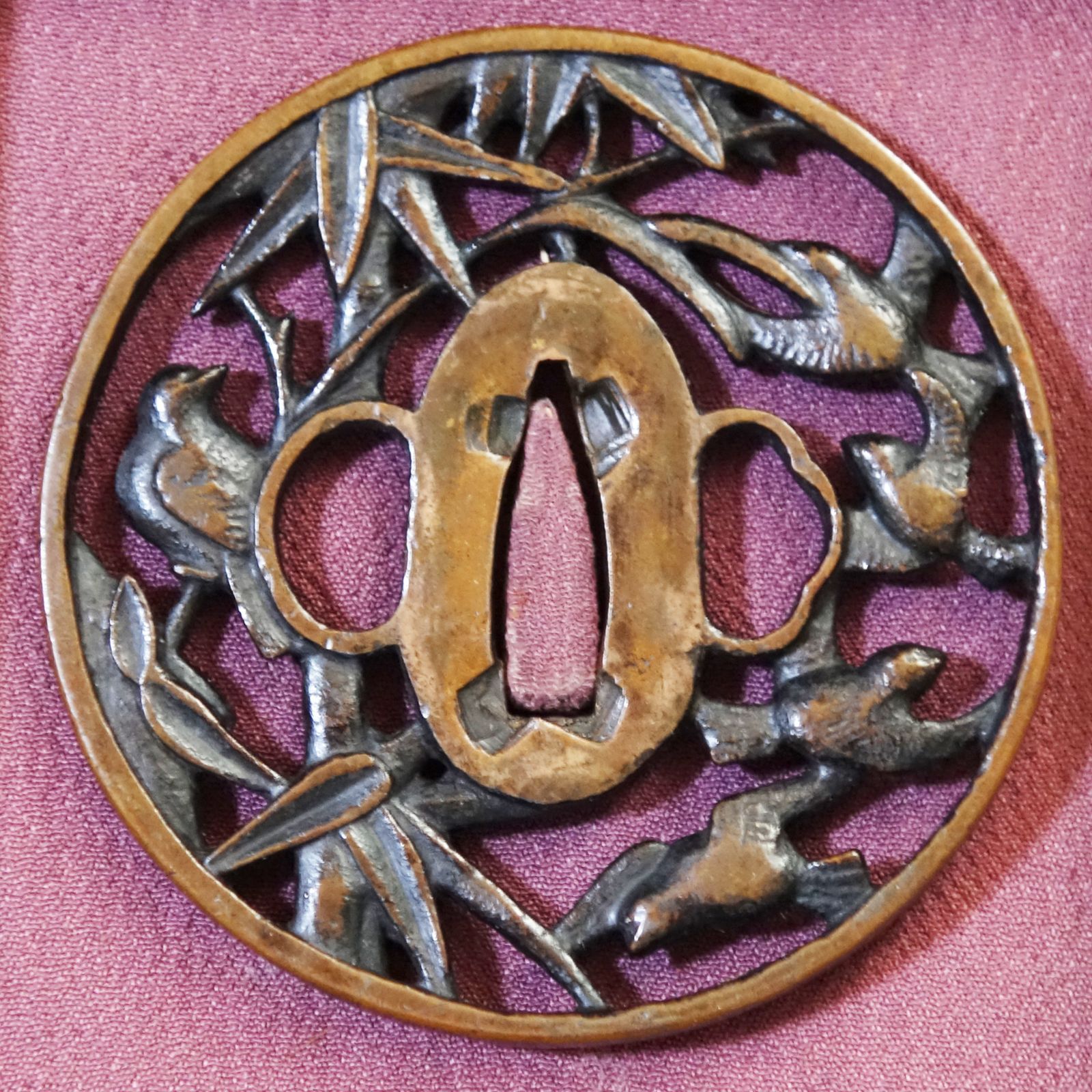 鍔 【 素銅地 竹に雀透鍔 】 日本刀 刀装具 鐔 骨董 古美術 Ac25042301