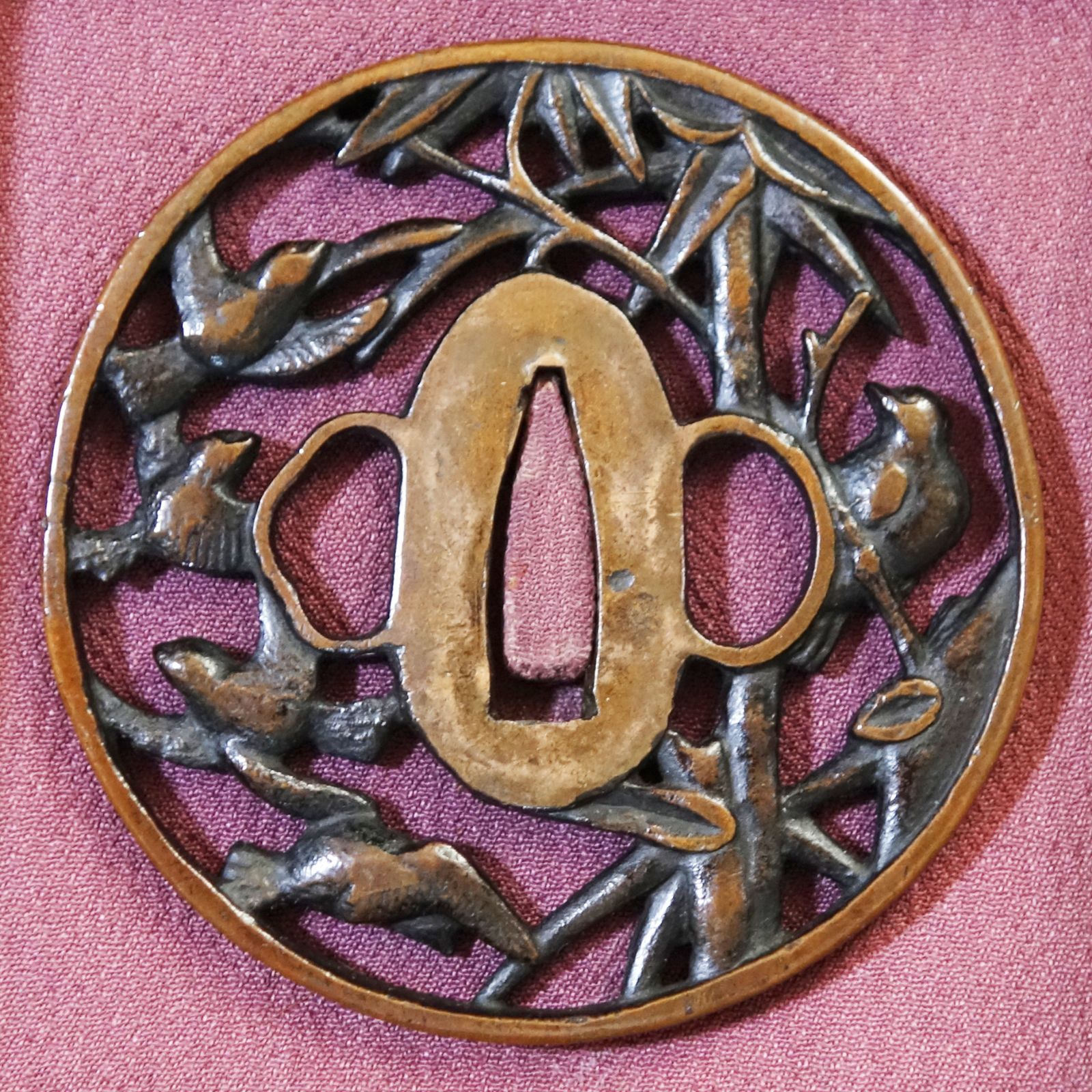 鍔 【 素銅地 竹に雀透鍔 】 日本刀 刀装具 鐔 骨董 古美術 Ac25042301