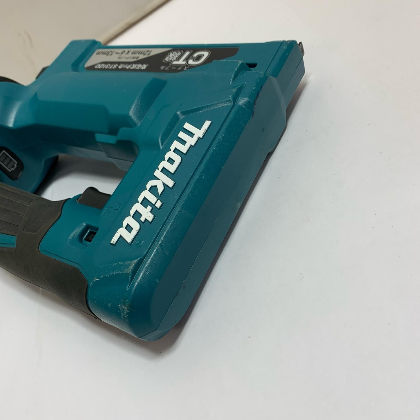♭♭MAKITA マキタ 充電式タッカ ケース付 18V ST312D ブルー - メルカリ