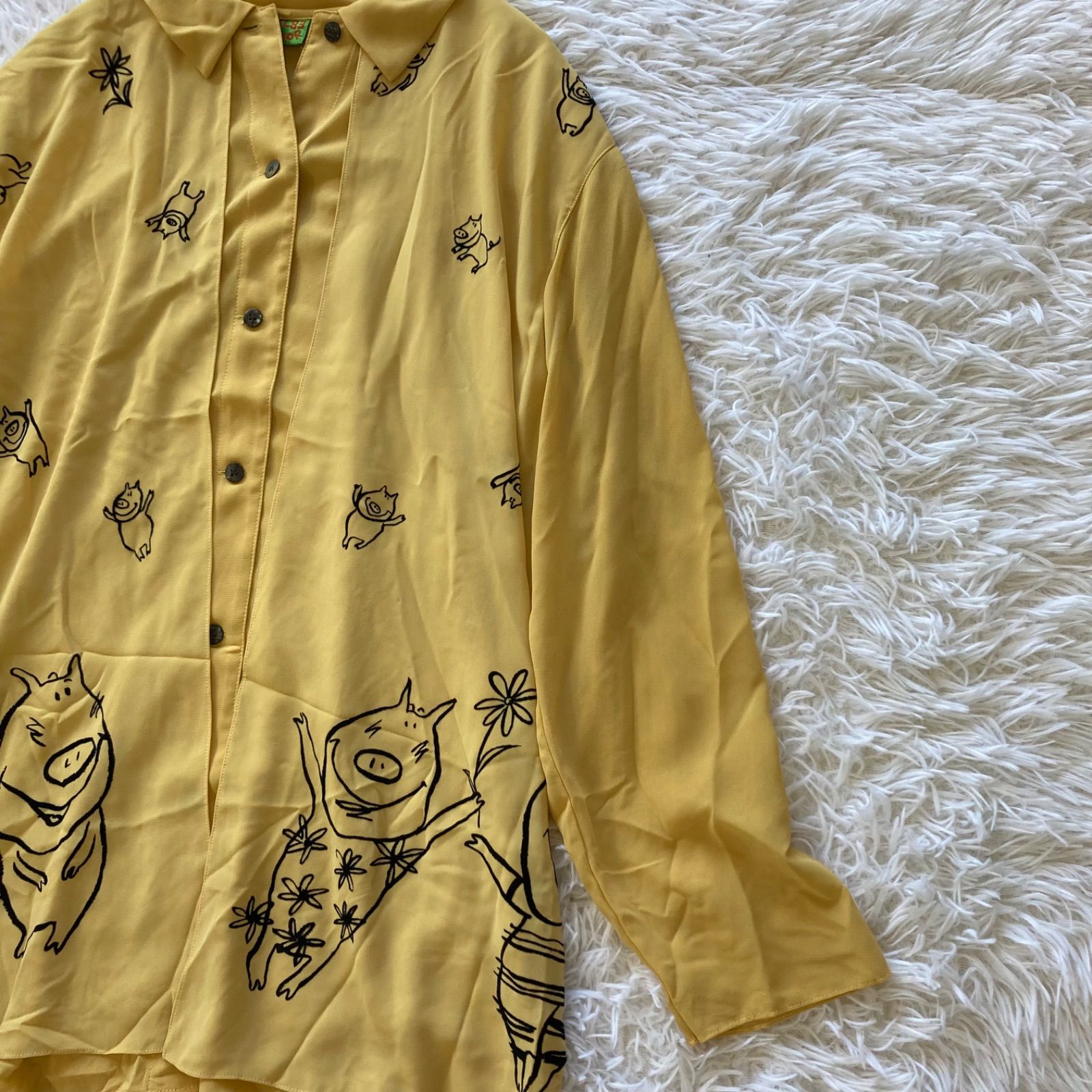 アルベロベロ ぶたさん柄長袖シャツ シースルー イエロー - メルカリ