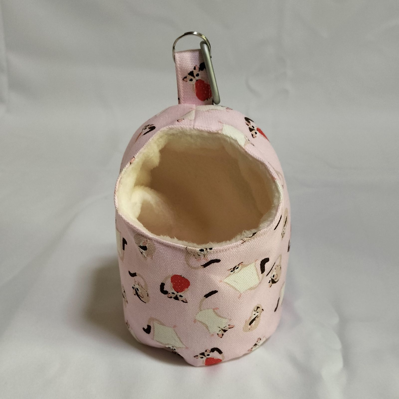 消臭&洗える！フクロモモンガ柄モモンガポーチ - メルカリ