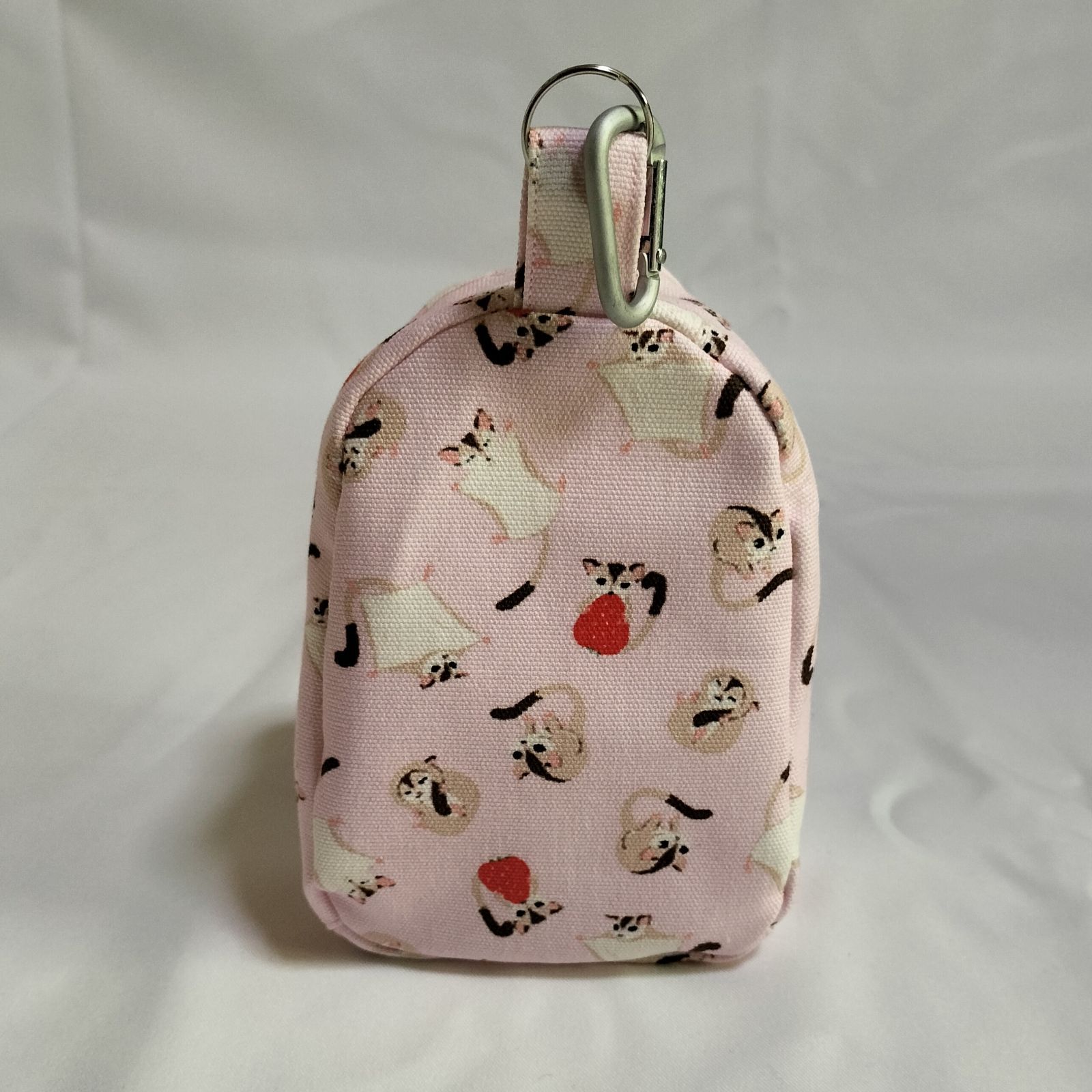 消臭&洗える！フクロモモンガ柄モモンガポーチ - メルカリ