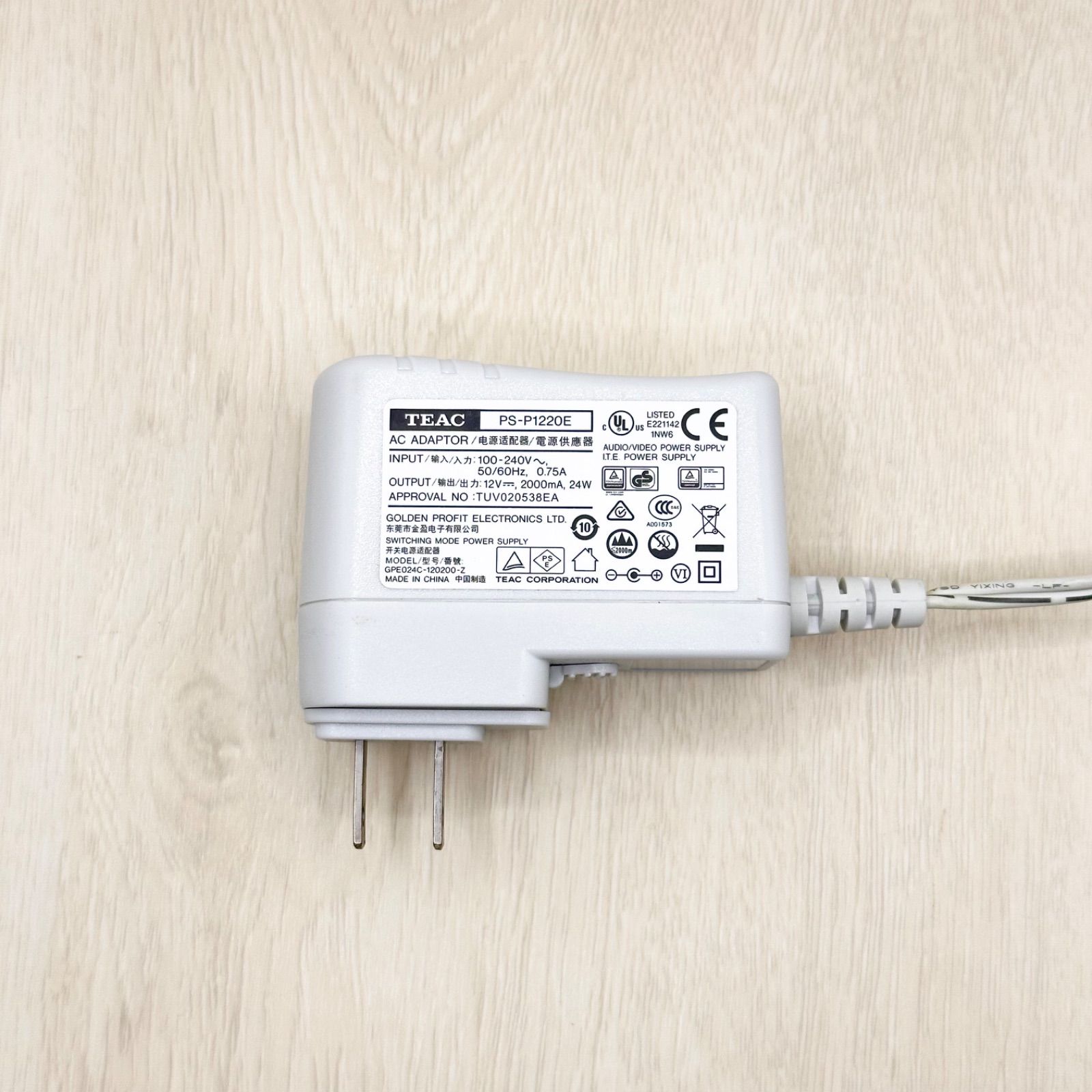 TEAC PS-P1220E ポータブルCDプレーヤー　無印良品 PS-P1220E 無印良品 CDプレイヤー アダプタ ACアダプター 電源