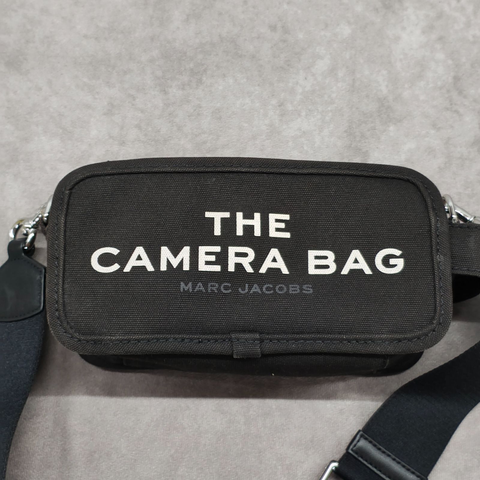 MARC JOCOBS THE CAMERA BAG マークジェイコブス カメラバッグ