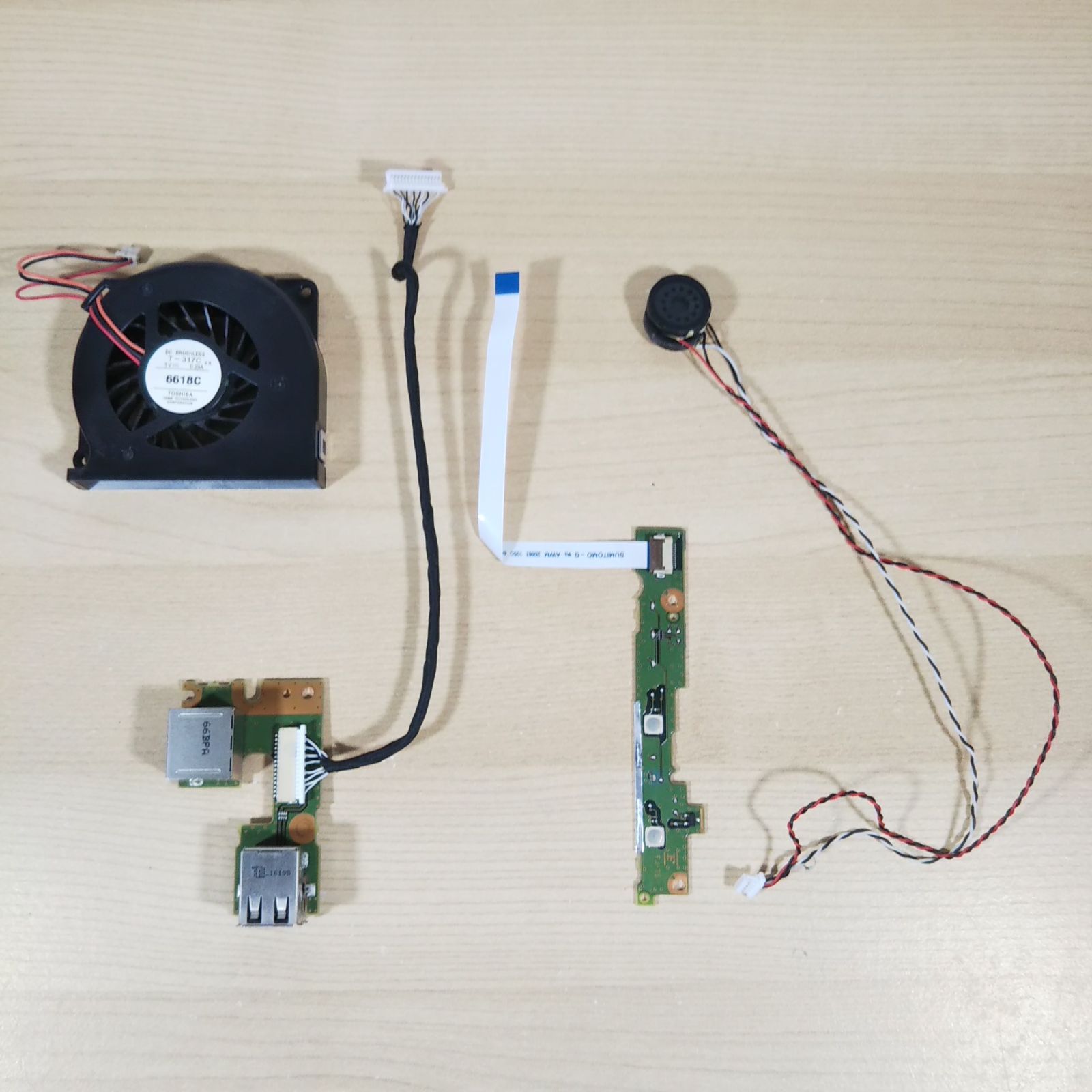 Fujitsu LIFEBOOK A574/M 用マザーボード他 全5点セット 保証無し