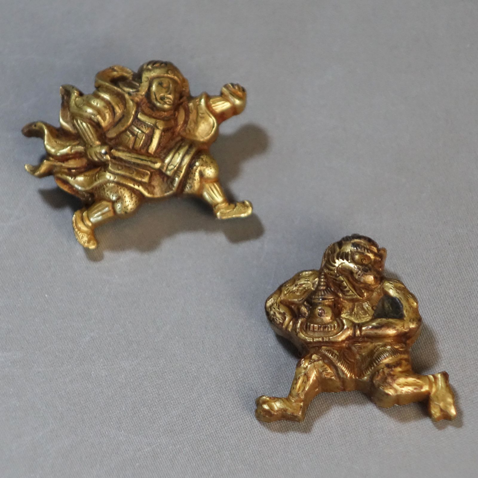 目貫 目貫 【 うっとり象嵌 韋駄天捷疾鬼図目貫 】(箱付き) 日本刀 刀装具