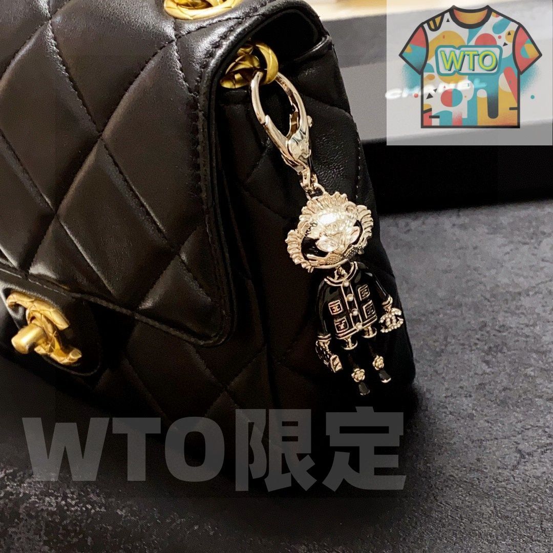 今日特価】Chanel 水鑽入り ライオンデザイン バッグアクセサリー