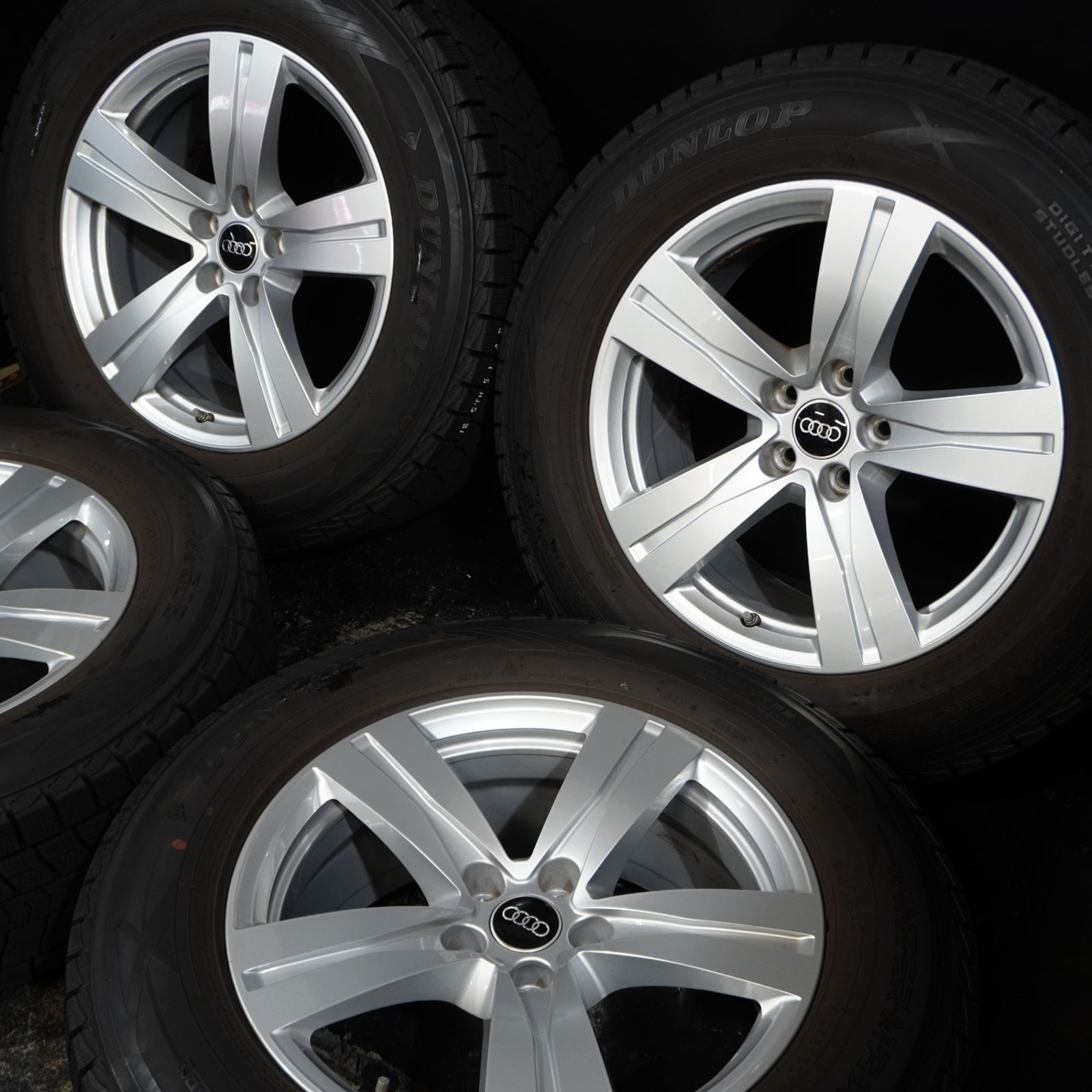 aiさん専用④2021年バリ山！アウディA3純正ダンロップウィンターマックス aiさん専用④2021年バリ山！アウディA3純正ダンロップウィンター
