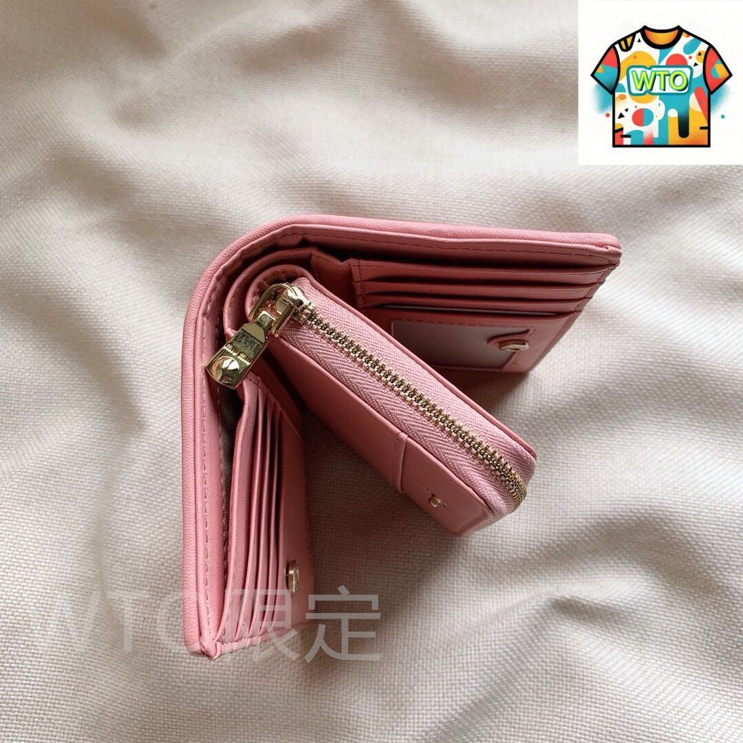 今日特価】Miu Miu ミュウミュウ ミニ財布シリーズ 頭層の小羊皮を使用