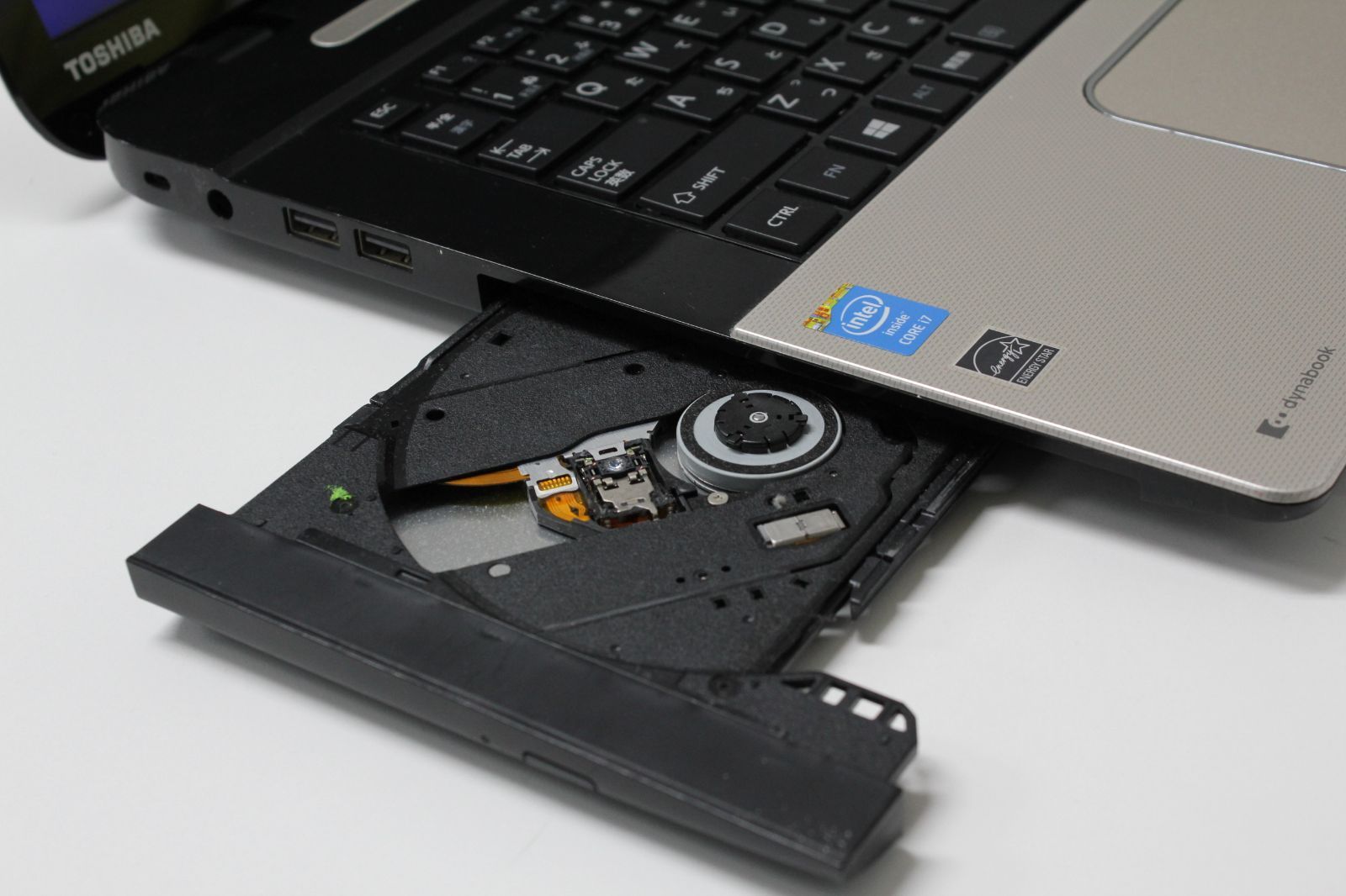 中古】東芝 dynabook i7 SSD512GB メモリ8GB - メルカリ