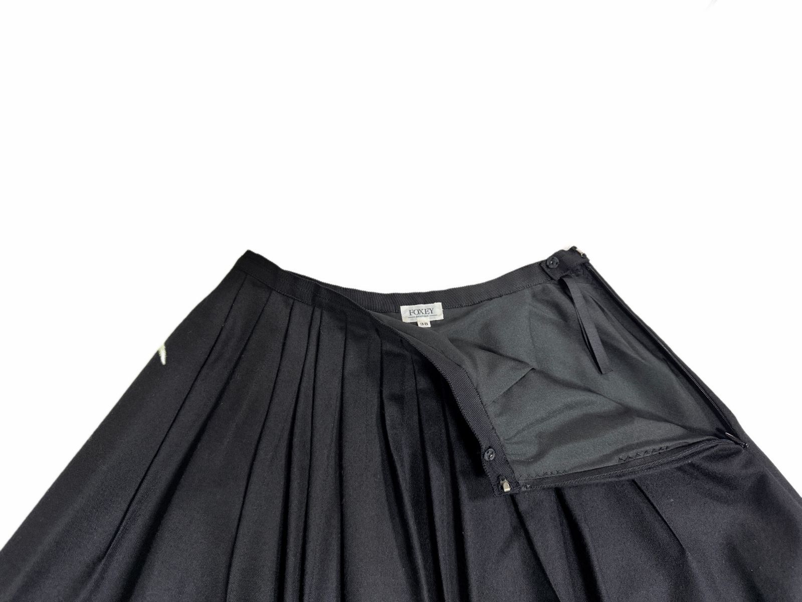 美品FOXEY / フォクシー カットワーク ウール スカート ブラック38