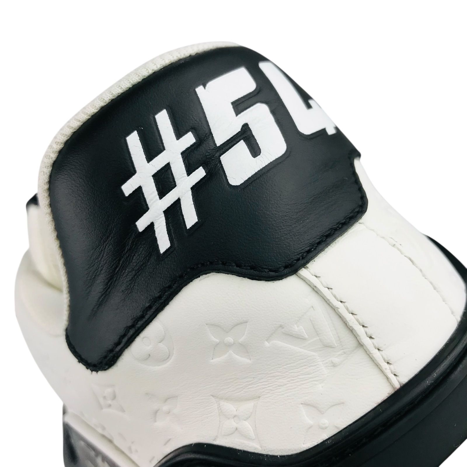 ルイヴィトン　ローカットスニーカー　BA0030　レザー　イタリア製　ロゴ刻印 美品☆LOUIS VUITTON・ルイヴィトン【トレーナーライン】メンズ レザー