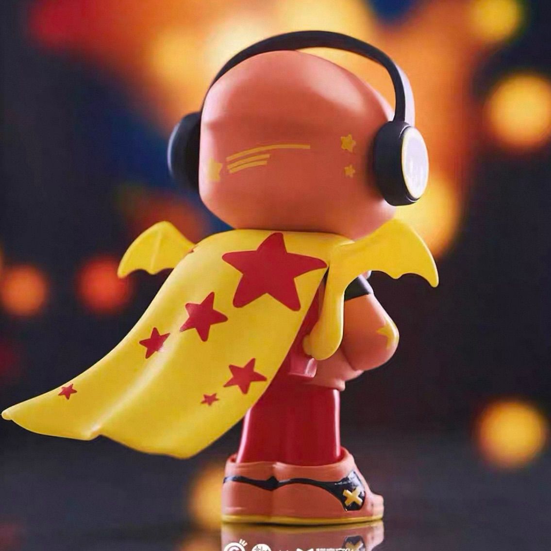 温度で色が変わる】 中国限定 MR.BONE MINI MAGIC Heat.red フィギュア
