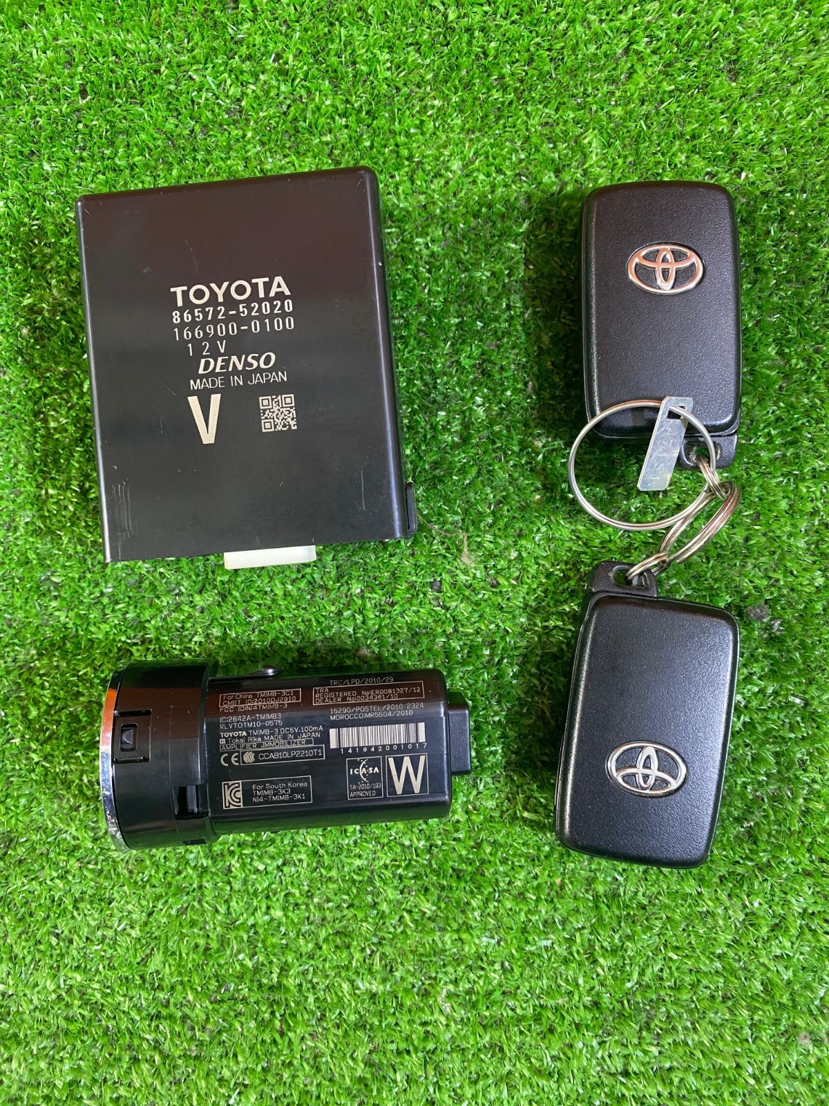 ZT-4343] 純正トヨタ アクア NHP10 スマートキーセット 89990-52312