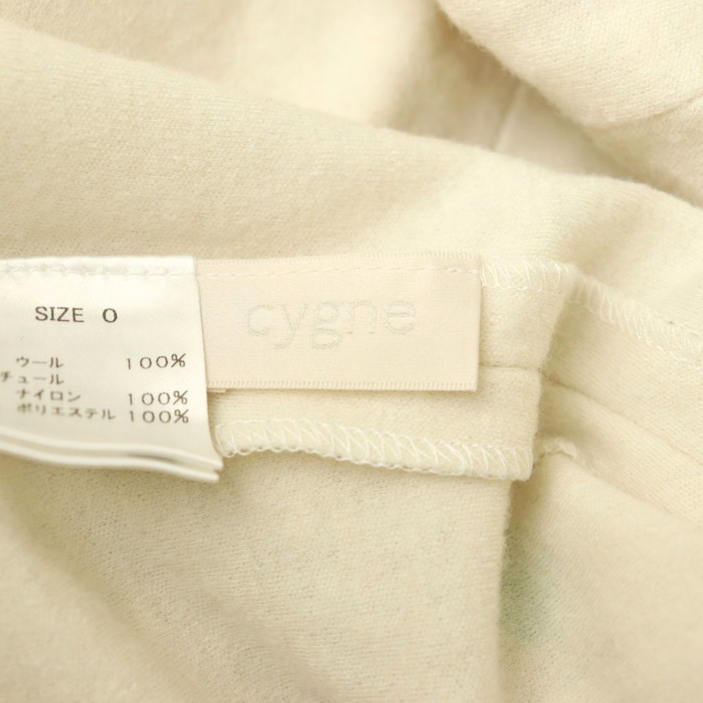 美品　Cygne ハートカットトップス coeur　長袖　ホワイト　シーニュ シーニュ Cygne Coeur ウール ハートカット パワーショルダートップス